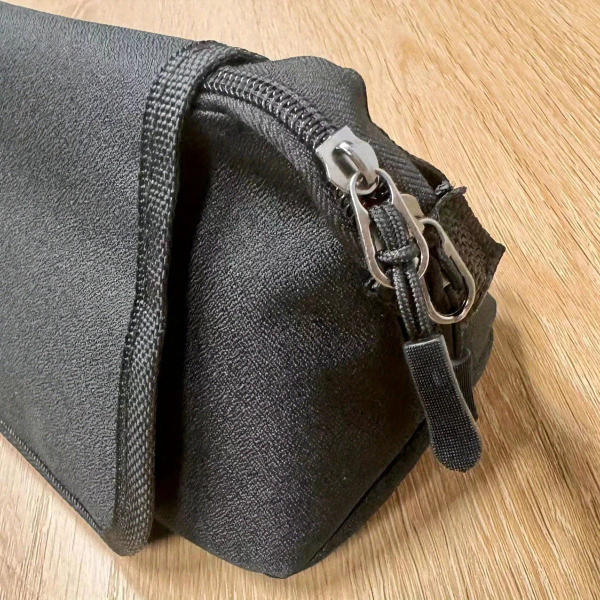 Sac de rangement de voyage essentiel : Sac de voyage noir pour outils de coiffure, fer à friser et lisseur, 1 pièce
